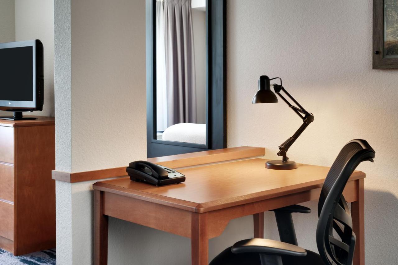 Fairfield Inn & Suites By Marriott Tallahassee Central Exteriör bild